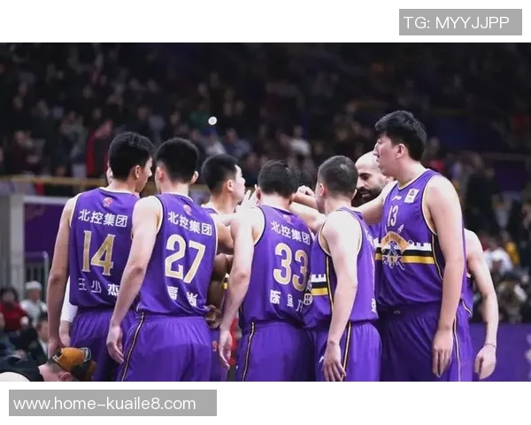 新疆队对阵北京紫禁勇士的精彩对决即将上演,谁将赢得胜利的荣耀 新疆队对阵北京紫禁勇士的精彩对决即将上演,谁将赢得胜利的荣耀